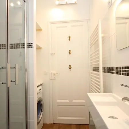 Apartment T1 Splendide Avec Balcon Et Wifi - 4 Personnes - Fr-1-608-46 Le Mont-Dore